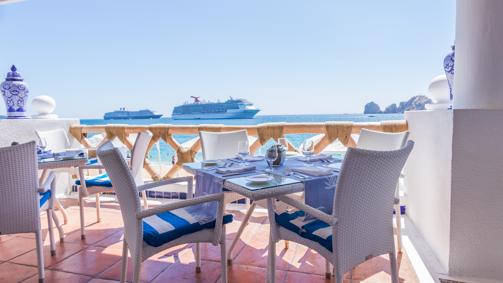 Restaurante Cilantros con vista al mar